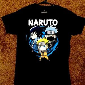 I am selling a graphic t-shirt that has been used.